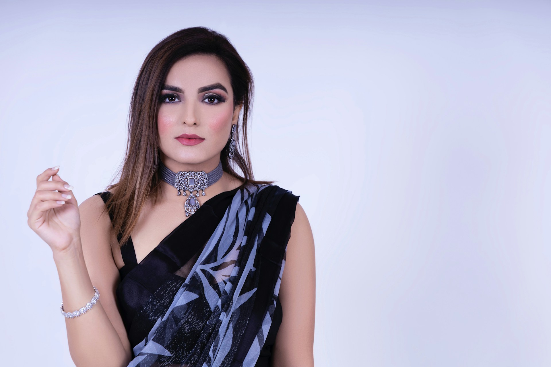 Retrouvez sur acces-soirs.com toute une sélection de bibis en sisal de qualité