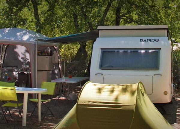 Location d’emplacement de tente dans un camping du Var convivial