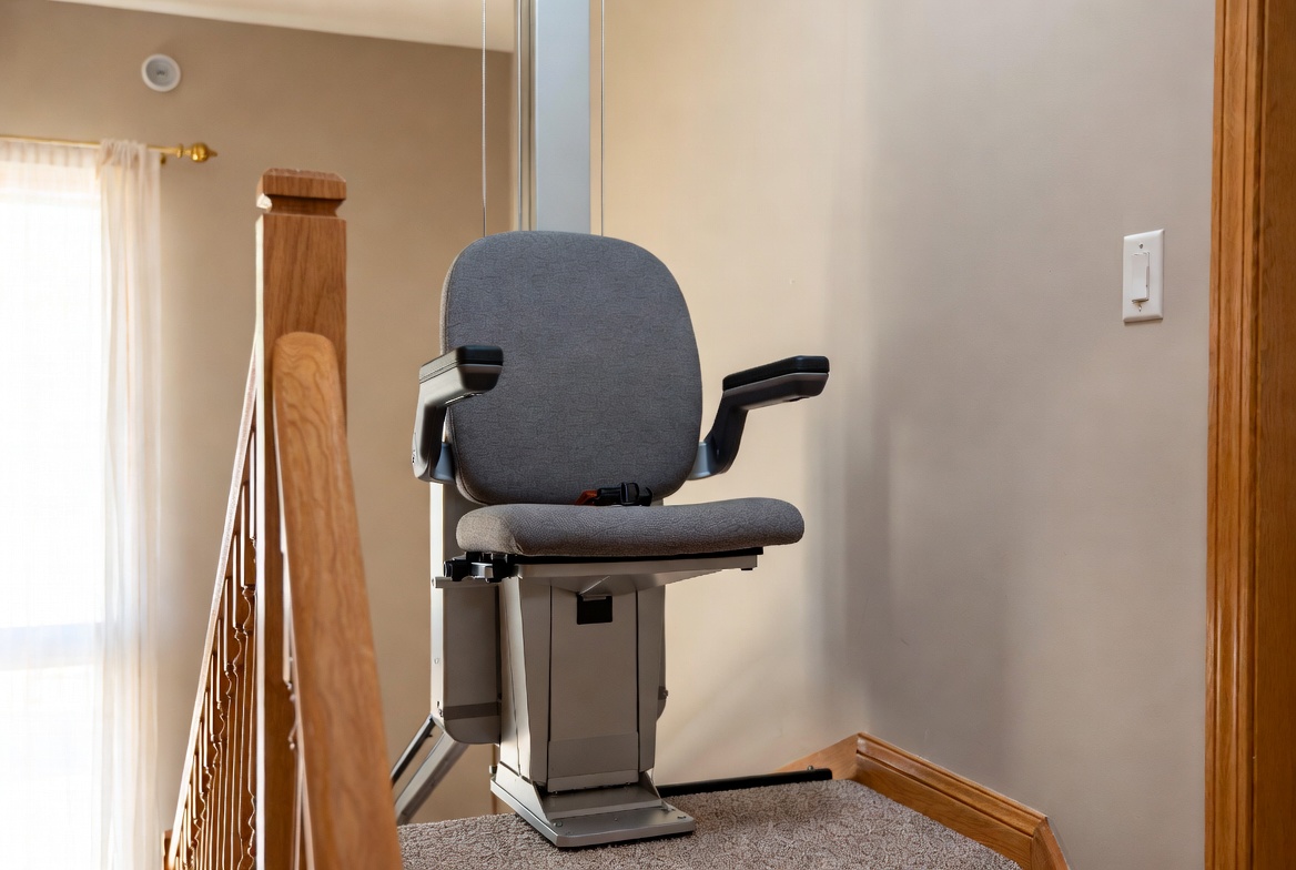 veiligheid-en-comfort-de-traplift-voor-senioren